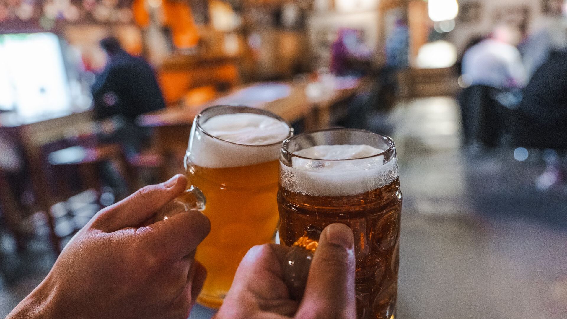 Dodson Street Beer Garden 2 (credit MarlboroughNZ) Say cheers with local craft beer at Dodson Street Beer Garden (credit MarlboroughNZ)